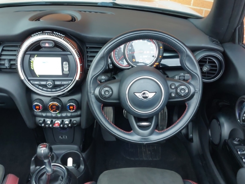 Used MINI Convertible 2017 for sale - 76839099: Photo 7