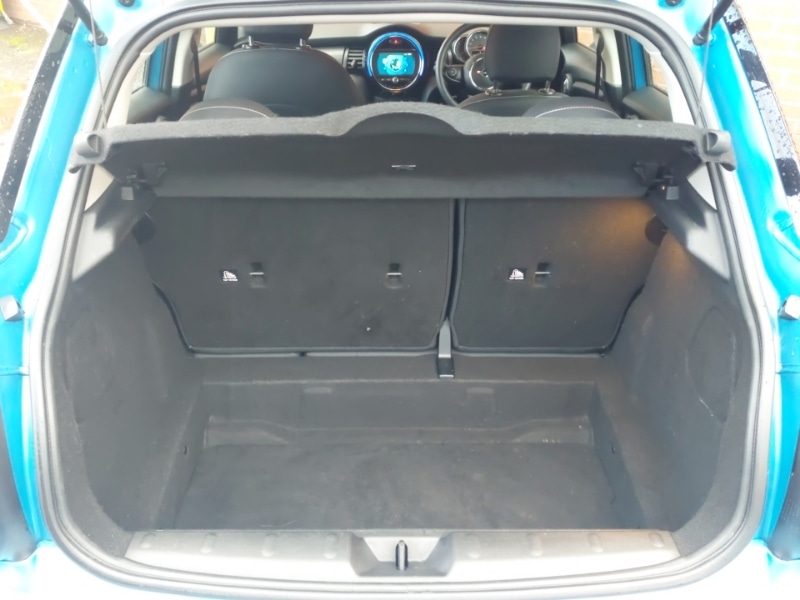 Used MINI Hatch 2018 for sale - 76897708: Photo 8