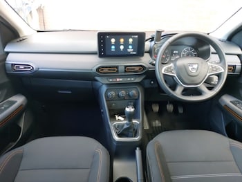 Used Dacia Sandero Stepway 2022 for sale - 77194135: Photo