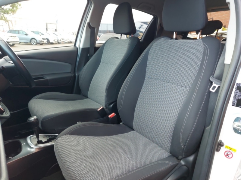 Used Toyota Yaris 2017 for sale - 77150328: Photo 13