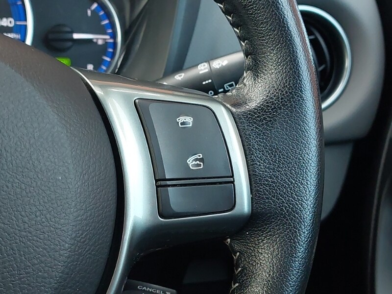 Used Toyota Yaris 2017 for sale - 77405374: Photo 10