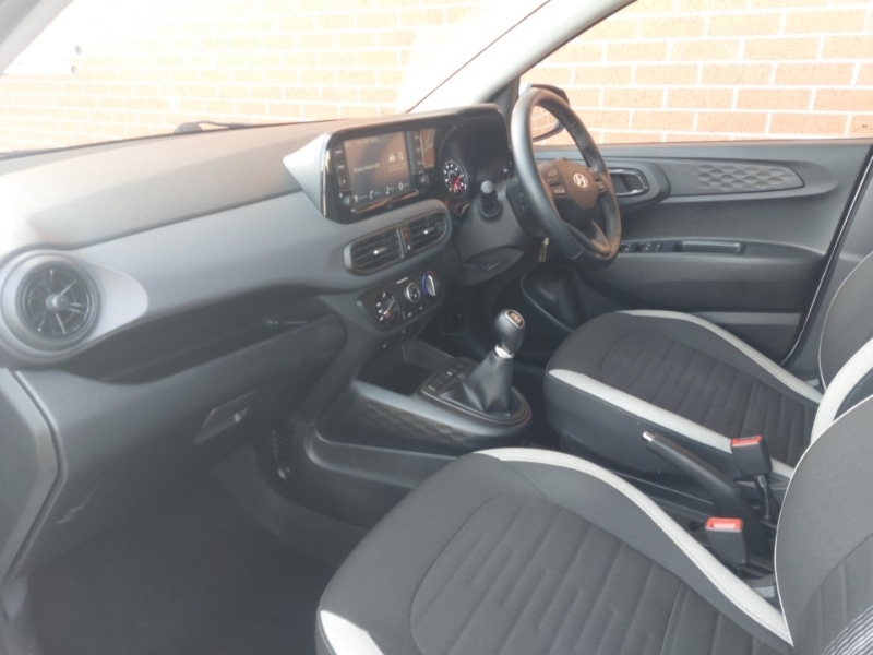 Used Hyundai i10 2022 for sale - 77992639: Photo 5