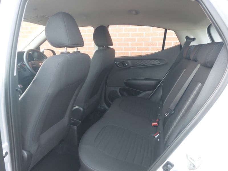 Used Hyundai i10 2022 for sale - 77992639: Photo 6