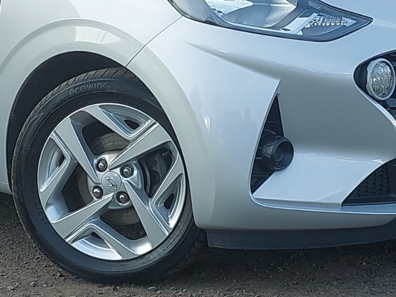 Used Hyundai i10 2022 for sale - 77992639: Photo 9