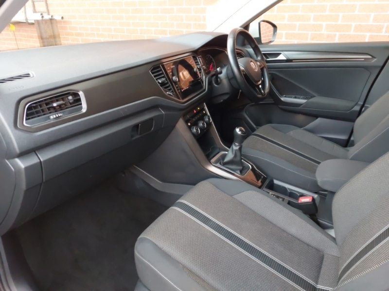 Used Volkswagen T-Roc 2019 for sale - 77273142: Photo 5