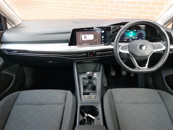 Used Volkswagen Golf 2022 for sale - 77885752: Photo