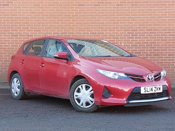Used Toyota Auris 2014 for sale - 77797530: Photo