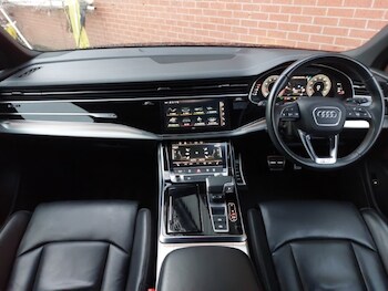 Used Audi Q7 2022 for sale - 77018659: Photo