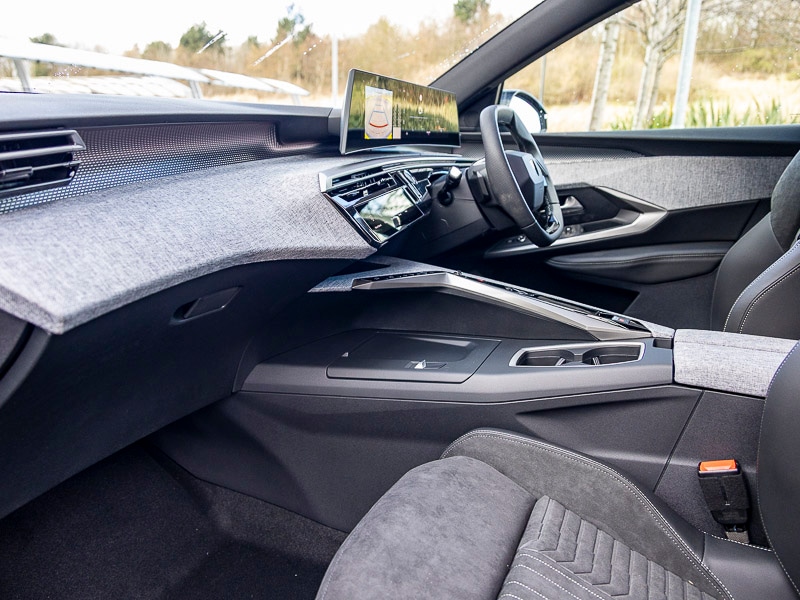 Used Peugeot 3008 2025 for sale - 77058784: Photo 5