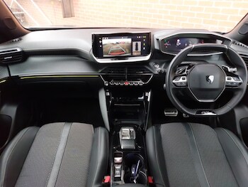 Used Peugeot 2008 2024 for sale - 77329910: Photo