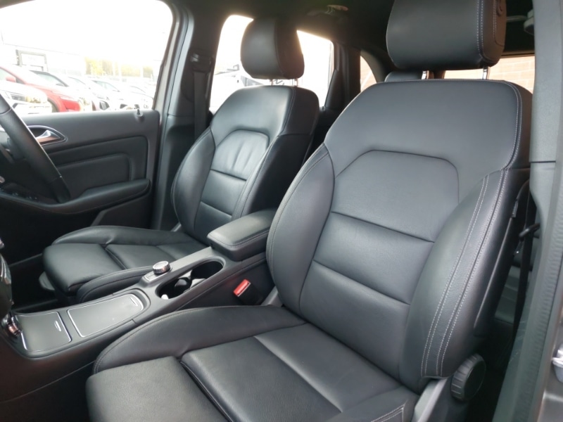 Used Mercedes-Benz B Class 2018 for sale - 76365402: Photo 12