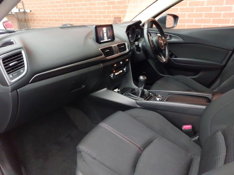 Used Mazda Mazda3 2017 for sale - 77343315: Photo 5