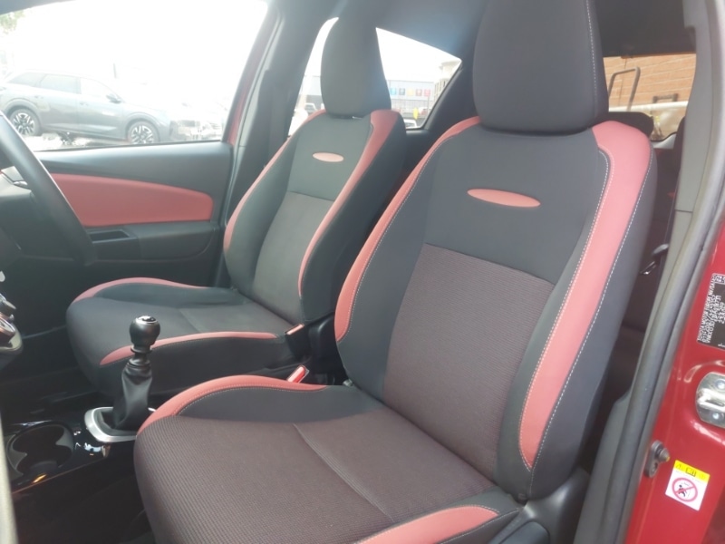 Used Toyota Yaris 2017 for sale - 77114935: Photo 12