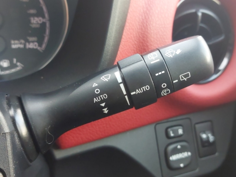 Used Toyota Yaris 2017 for sale - 77114935: Photo 14