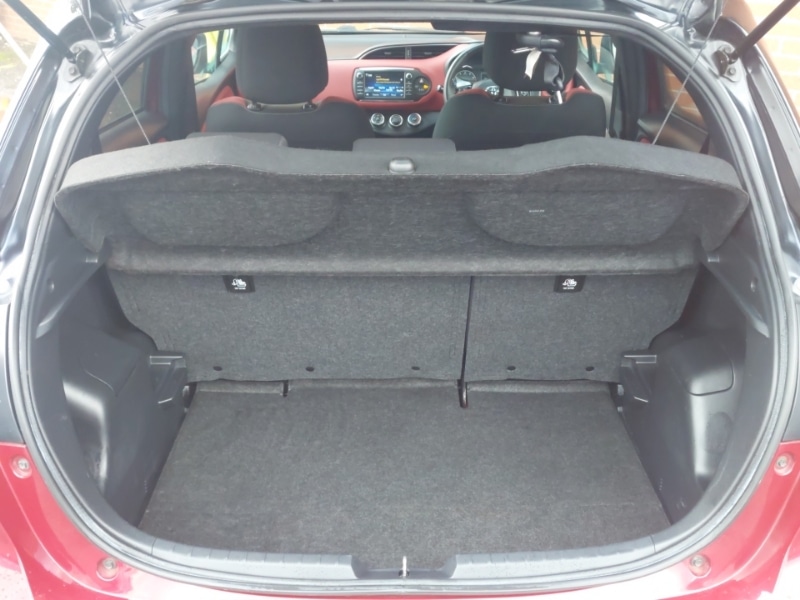 Used Toyota Yaris 2017 for sale - 77114935: Photo 8