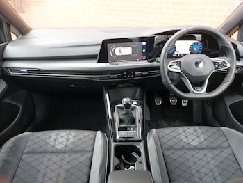 Used Volkswagen Golf 2022 for sale - 77627987: Photo