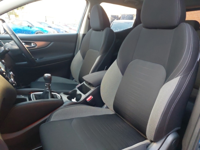 Used Nissan Qashqai 2017 for sale - 76779566: Photo 12