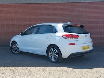 Used Hyundai i30 2017 for sale - 78977049: Photo