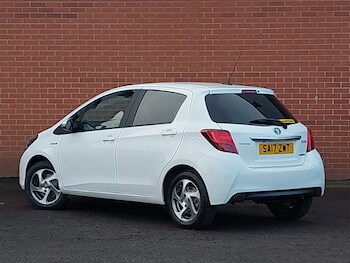 Used Toyota Yaris 2017 for sale - 77816444: Photo