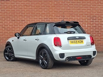 Used MINI Hatch 2019 for sale - 79642411: Photo