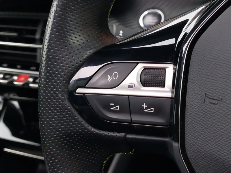 Used Peugeot 2008 2021 for sale - 77114945: Photo 11