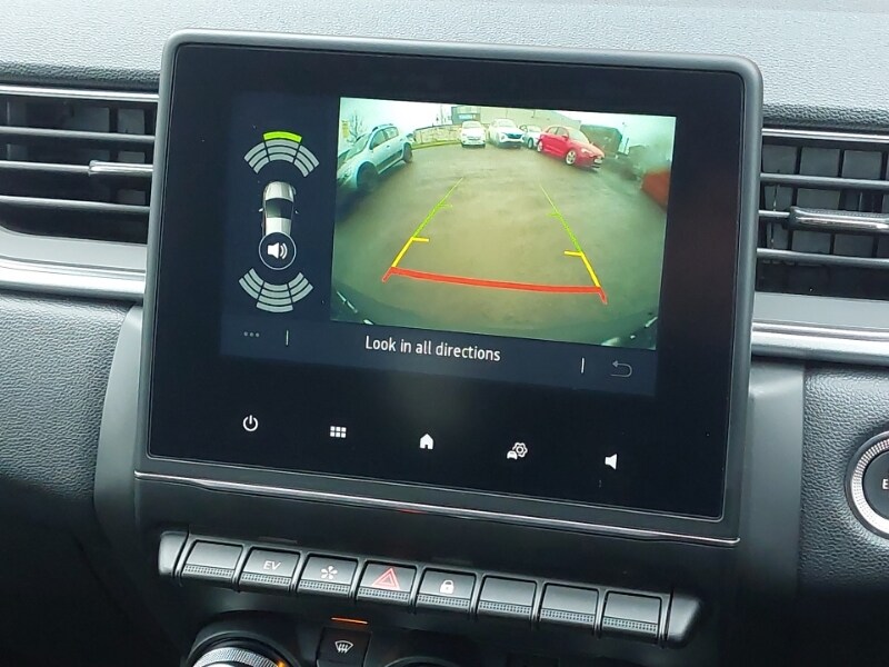 Used Renault Captur 2023 for sale - 77086952: Photo 14