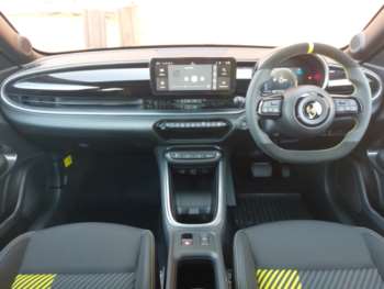Used Abarth 600e 2024 for sale - 74309082: Photo