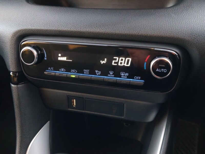 Used Toyota Yaris 2022 for sale - 77085737: Photo 18