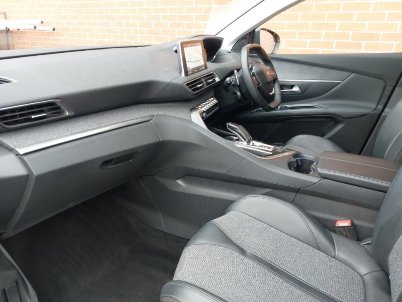 Used Peugeot 3008 2019 for sale - 77568977: Photo 5