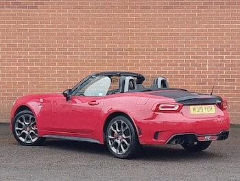 Used Abarth 124 Spider 2019 for sale - 77183907: Photo