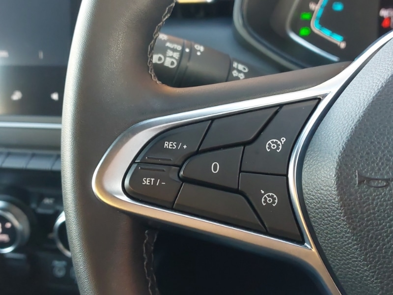 Used Renault Clio 2022 for sale - 76621714: Photo 11