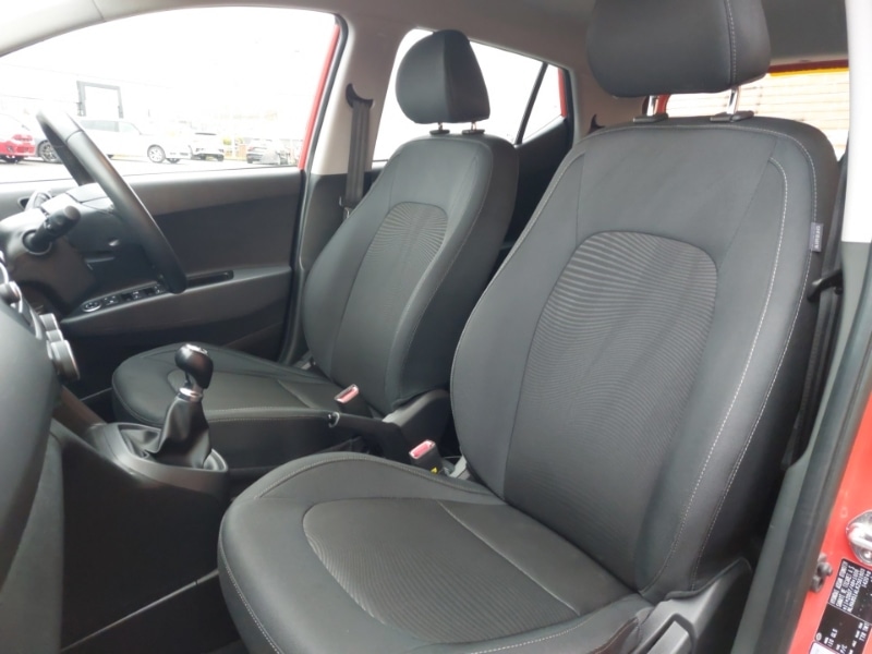 Used Hyundai i10 2019 for sale - 77767448: Photo 12