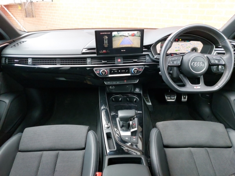 Used Audi A4 2021 for sale - 77466961: Photo 2