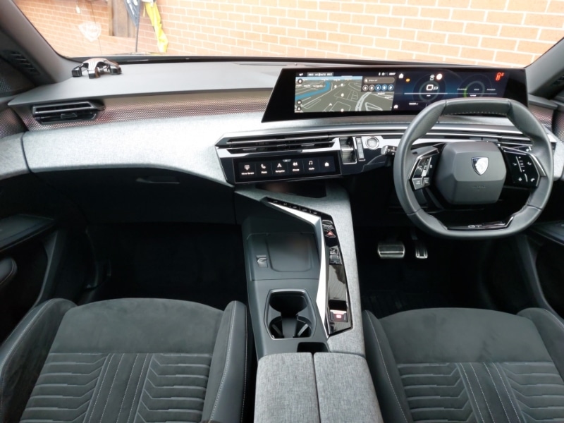 Used Peugeot 3008 2024 for sale - 76195854: Photo 2