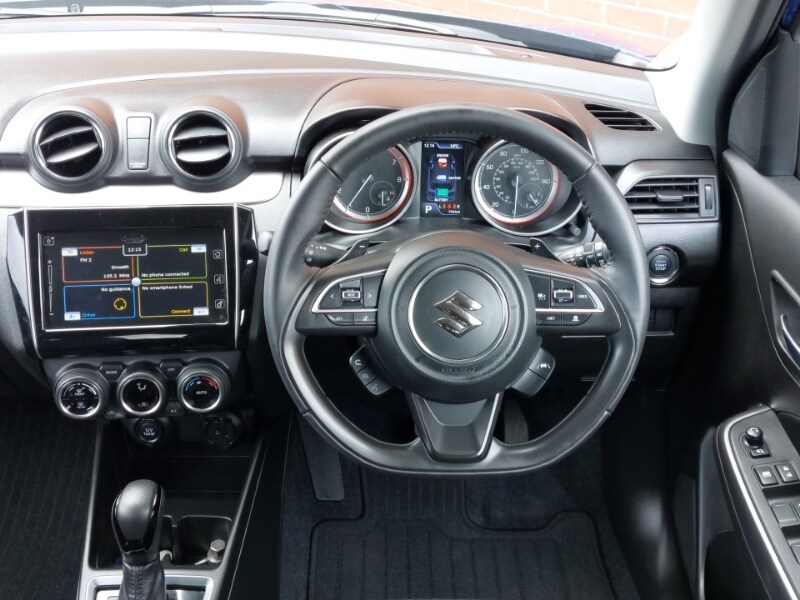 Used Suzuki Swift 2023 for sale - 76533230: Photo 7