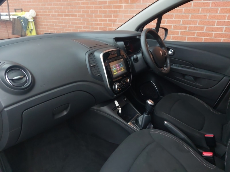 Used Renault Captur 2018 for sale - 76484108: Photo 5