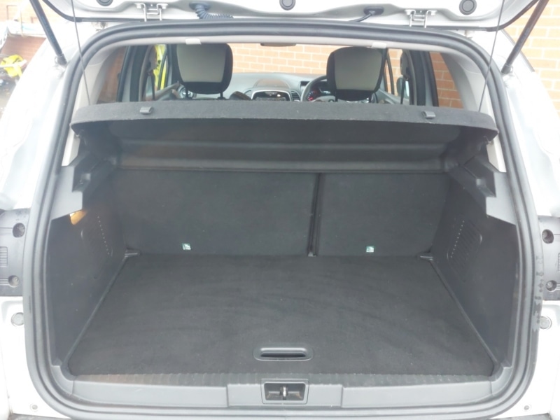 Used Renault Captur 2018 for sale - 76484108: Photo 8