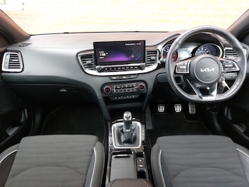 Used Kia XCeed 2023 for sale - 78013652: Photo