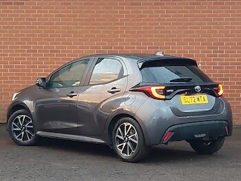 Used Toyota Yaris 2022 for sale - 77058793: Photo