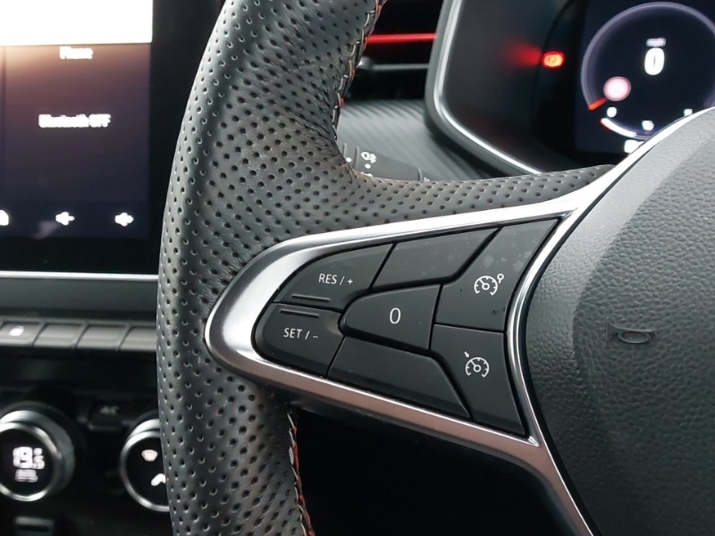 Used Renault Clio 2023 for sale - 76150576: Photo 11
