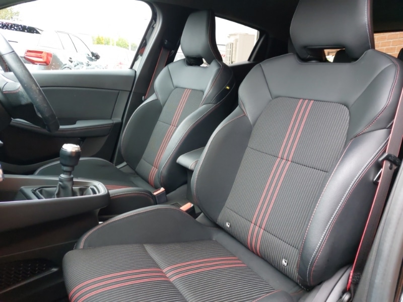Used Renault Clio 2023 for sale - 76150576: Photo 12