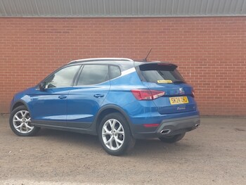 Used SEAT Arona 2024 for sale - 78342661: Photo