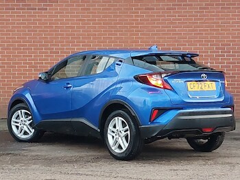 Used Toyota C-HR 2023 for sale - 77448807: Photo