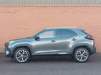 Used Toyota Yaris Cross 2022 for sale - 77395469: Photo