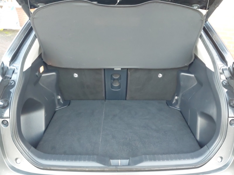 Used Toyota Yaris Cross 2022 for sale - 77395469: Photo 8