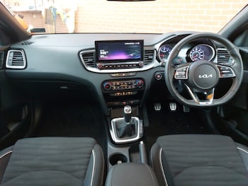 Used Kia Ceed 2022 for sale - 76621728: Photo