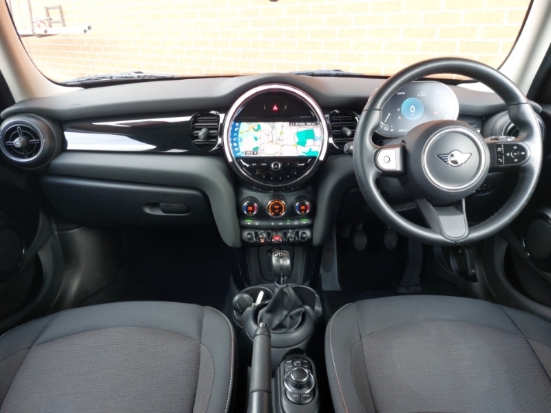 Used MINI Hatch 2021 for sale - 78094025: Photo 2