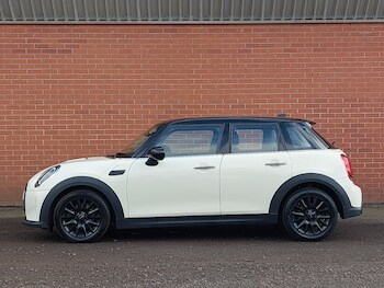 Used MINI Hatch 2021 for sale - 78094025: Photo