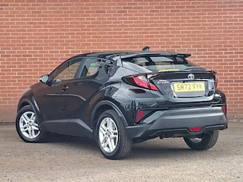 Used Toyota C-HR 2023 for sale - 79857685: Photo