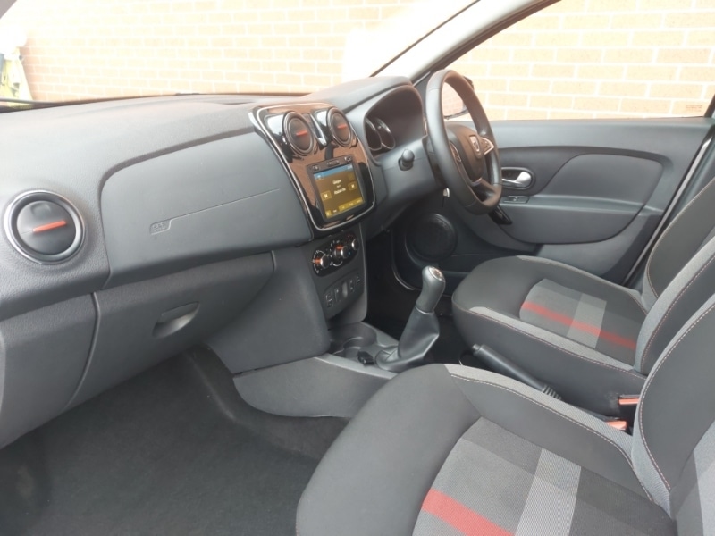 Used Dacia Sandero Stepway 2020 for sale - 76465269: Photo 5